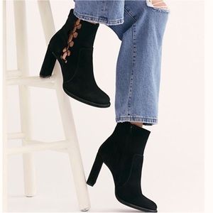 Free People Marietta Black Suede Lace Up Ankle Boots Size 40